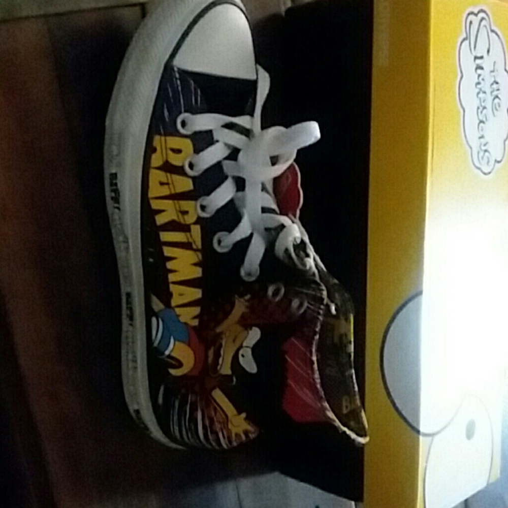 Sneakers - Picture 2 of 3